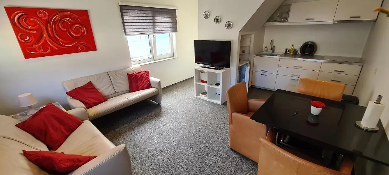 Roos Guesthouse Holiday Appartements Valkenburg aan de Geul Apartmanhotel